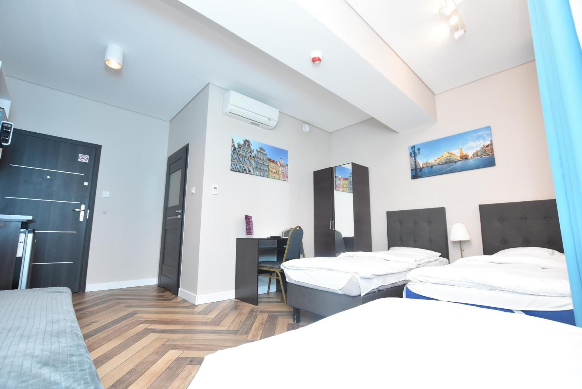 Dukes Apartments - Wita Stwosza Breslavia Esterno foto