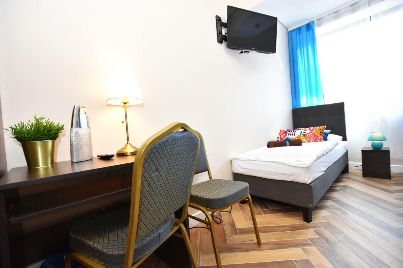 Dukes Apartments - Wita Stwosza Breslavia Esterno foto